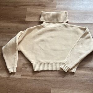 Murua turtle neck sweater
